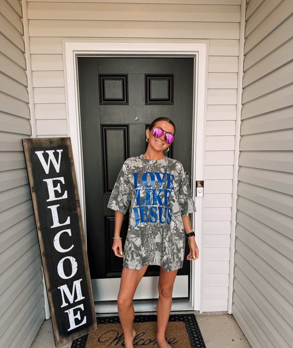 Camo Love Like Jesus Tee